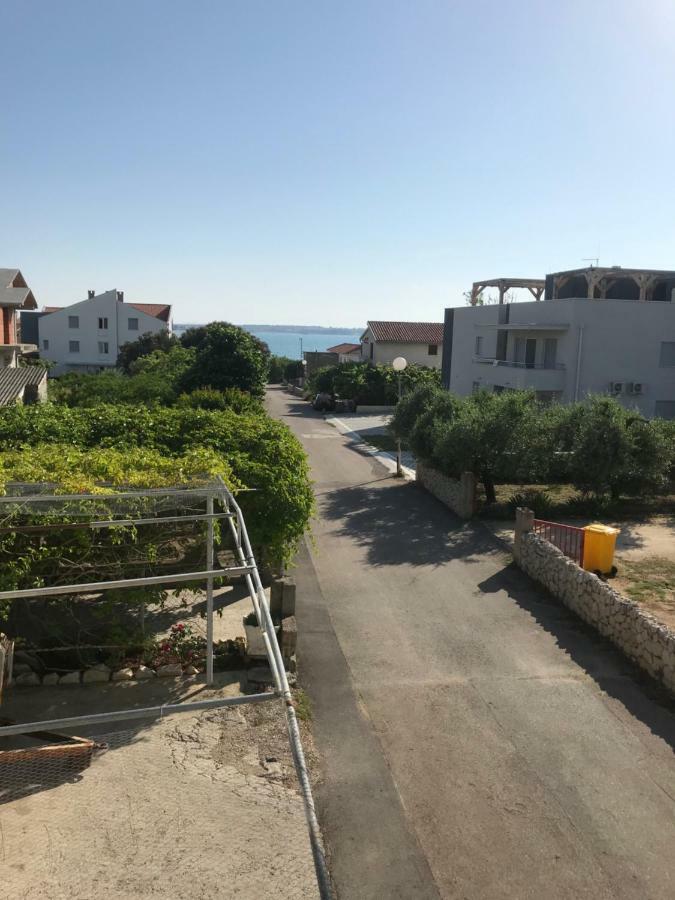 Apartmani Bruno Vrsi Exterior foto
